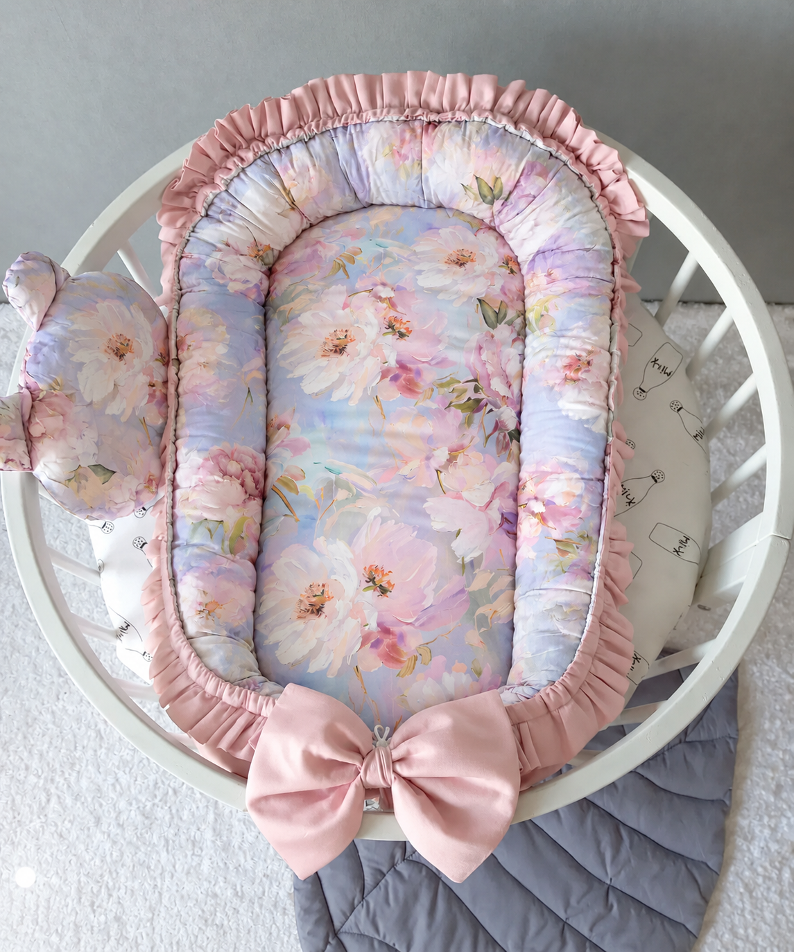 Baby Nest for Newborn. Cotton BabyNest Watercolor Flowers