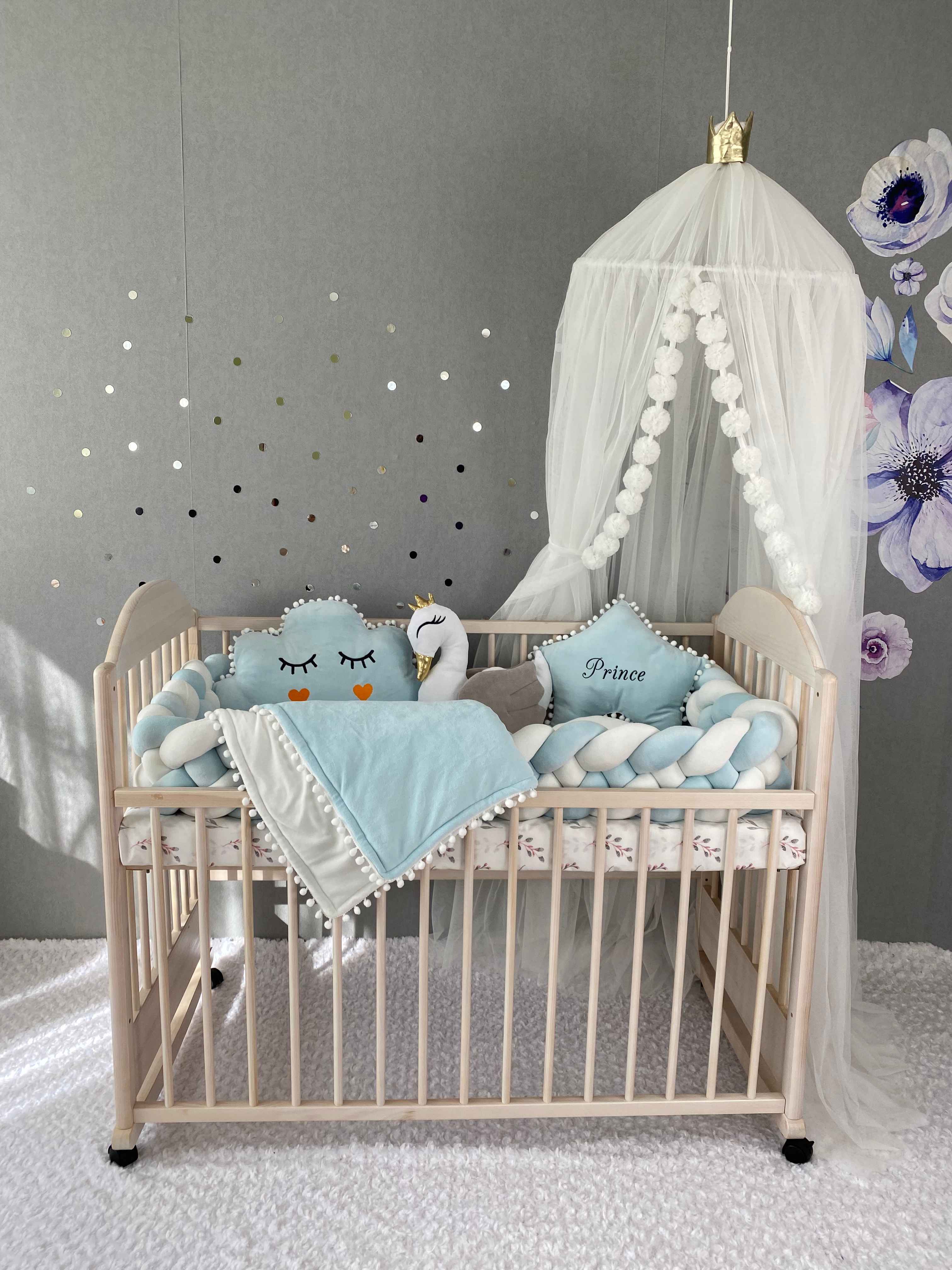 Crib set witch include blue-white braided cot bumper weaving in 4 strips, white canopy, blue blanket and 3 plush pillows