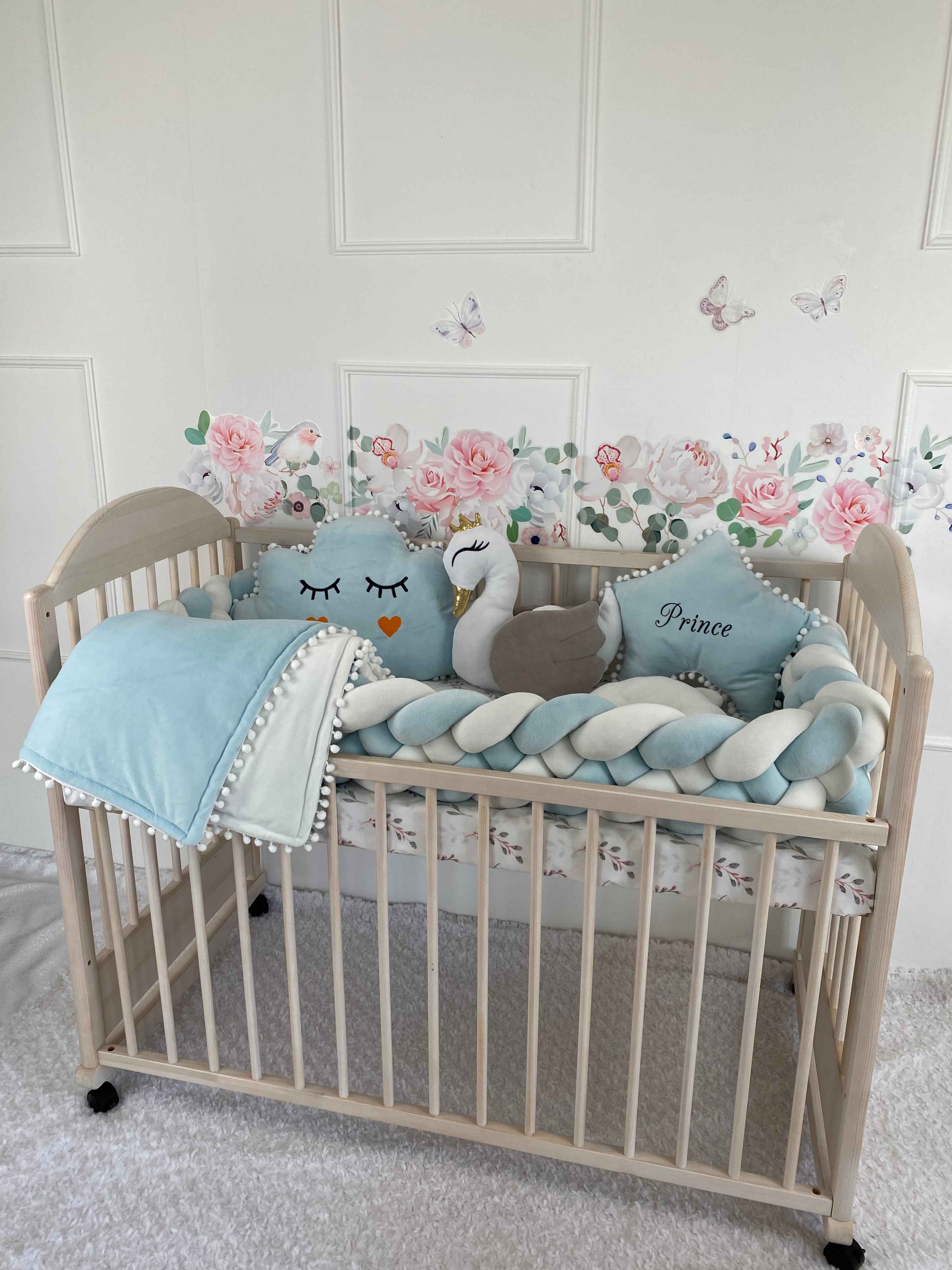 Crib set for nursery in white and blue colors. Customazible colors and sizes 