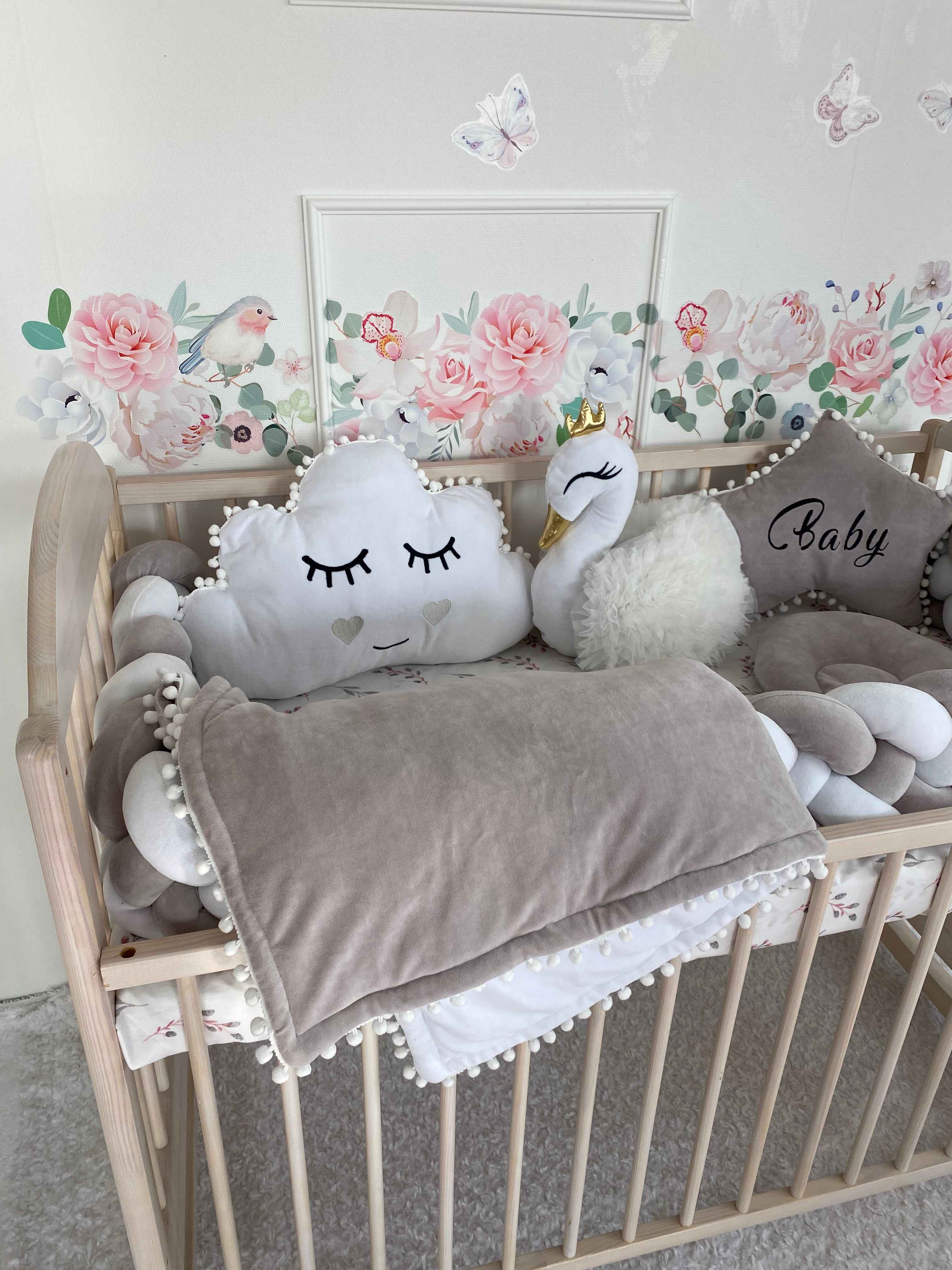 LightGray-White Braided Crib Bumper - Weaving in 4 Strips + Free Star Pillow + Optional Variants