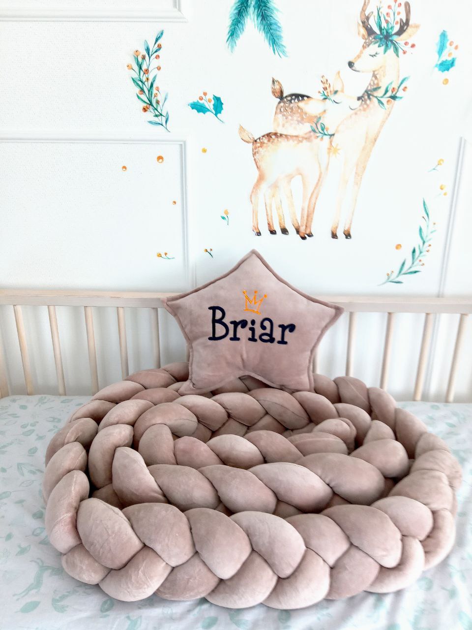 Brown braided bumper for nursery. Star pillow as a gift!