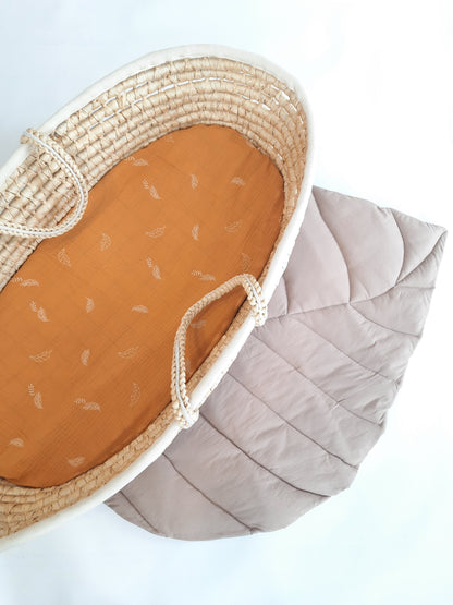 Muslin Moses basket fitted sheet