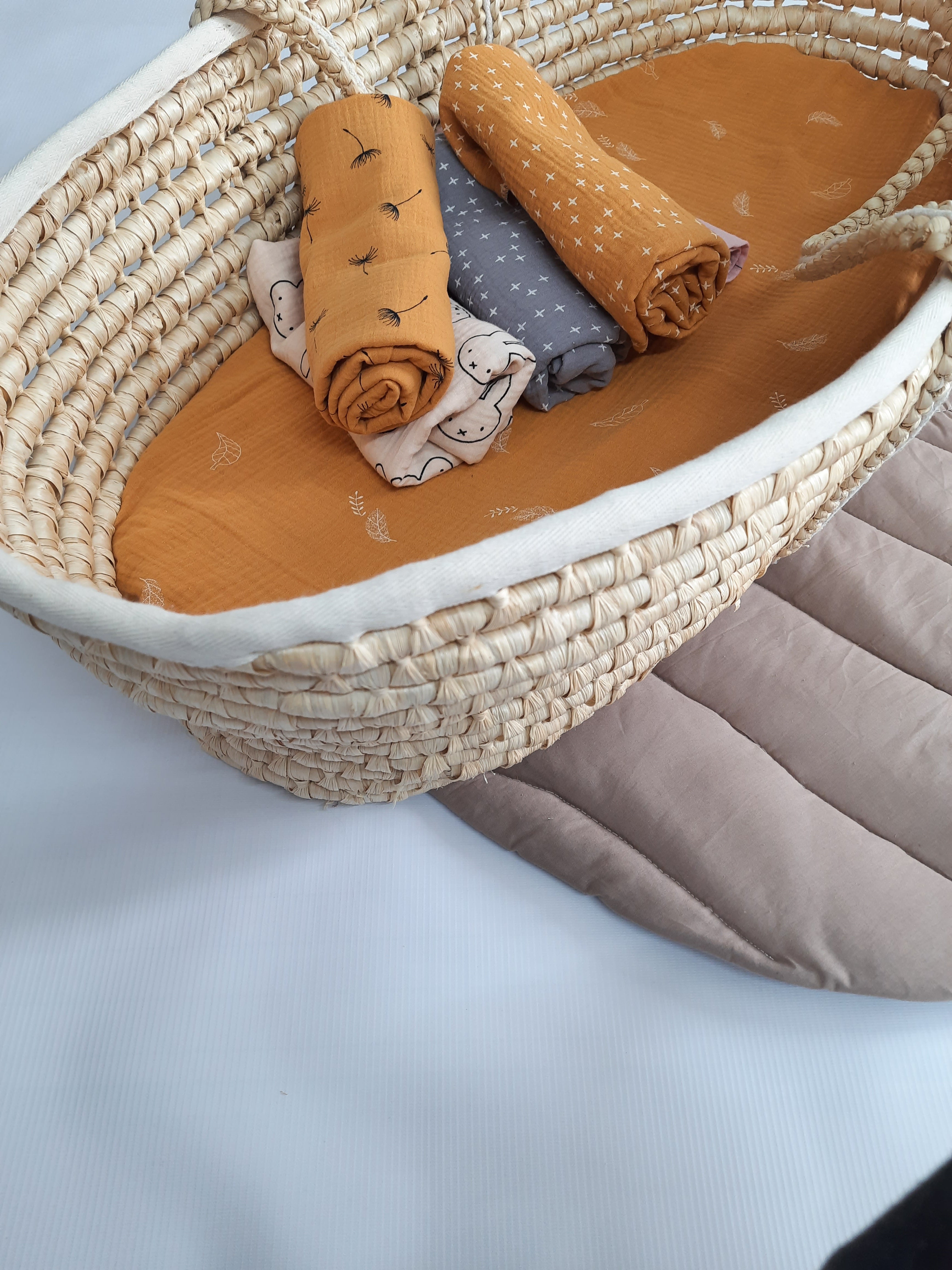 Muslin basket hot sale