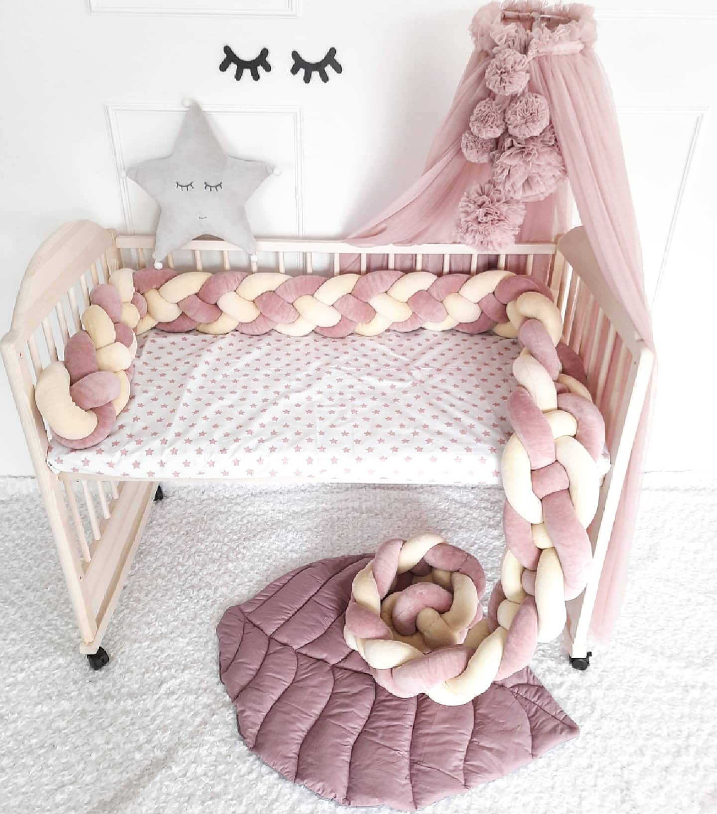 Weaving Braided Crib Bumper 