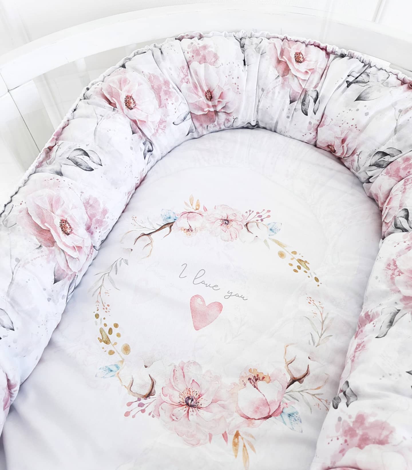 Flower Print Baby Nest